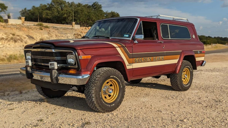 Этот винтажный Jeep Cherokee SJ Restomod выглядит как новый