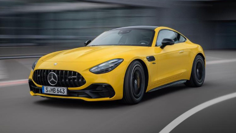 Обновленный Mercedes-AMG GT43 лишился V8 и получил «мягкий» гибрид