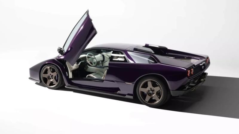 На базе Lamborghini Diablo сделали круто выглядящий рестомод