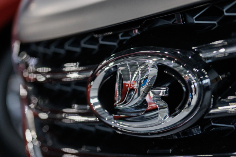 К нам едет Renault. Или не едет, и даже не собирается?